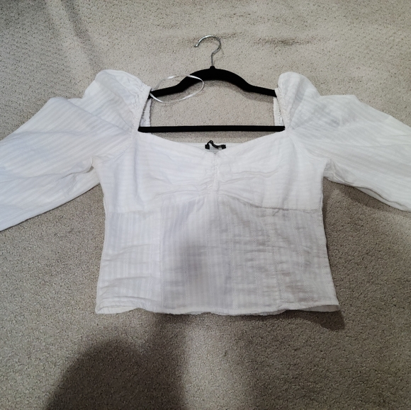 Clothes - Picture 8 of 15